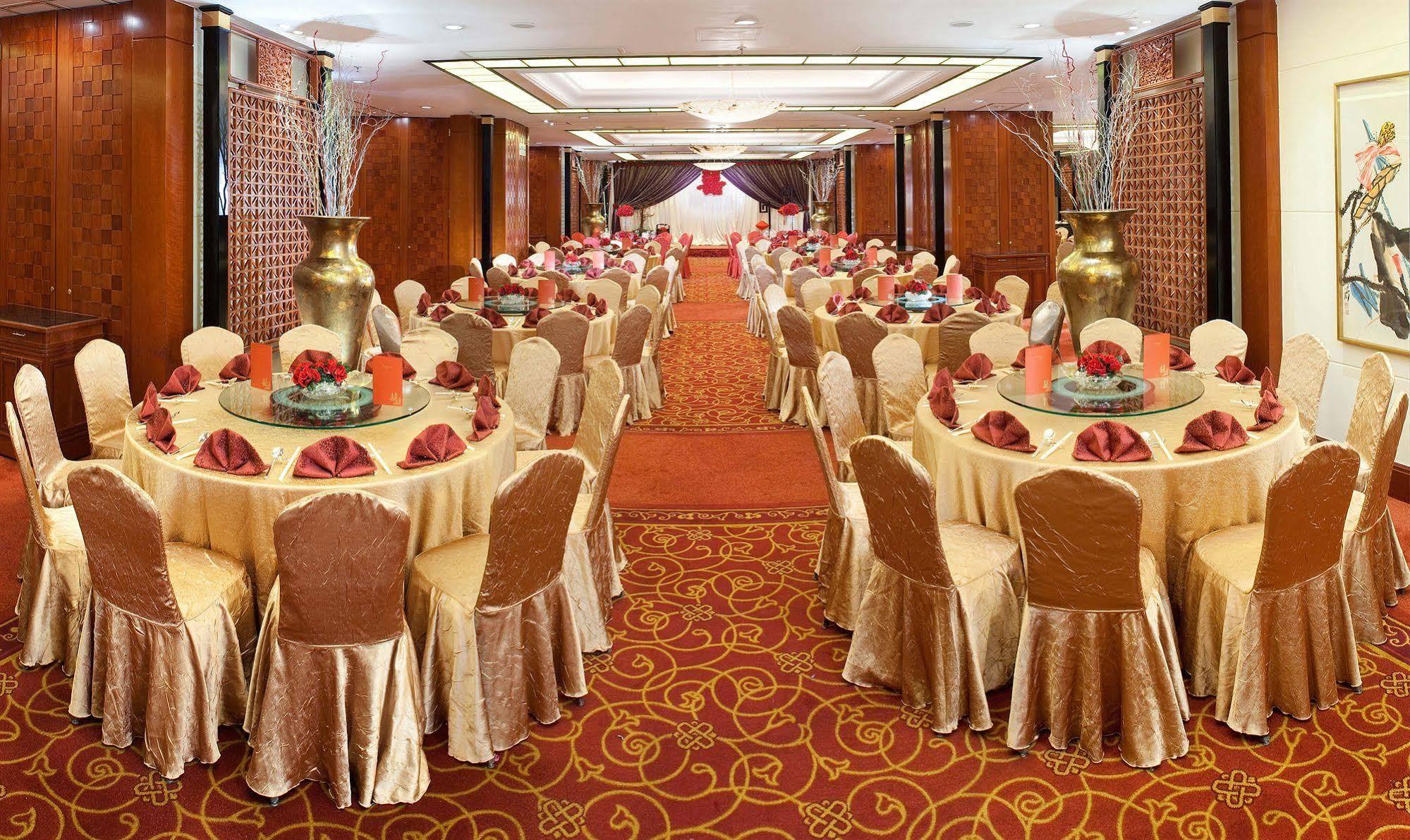 Harbour Plaza North Point Hotel Hong Kong Exterior photo